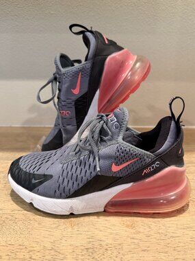 Nike Air Max 270 GS Smoke Grey Hyper Pink Sneakers 3.5Y